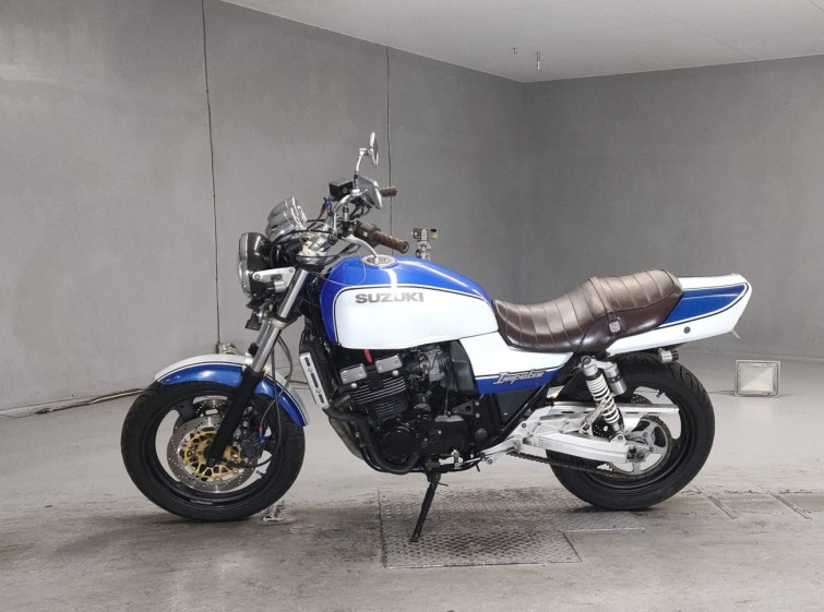 Мотоцикл Suzuki GSX400 IMPULSE с пробегом 2671 km с пробегом 2671 km