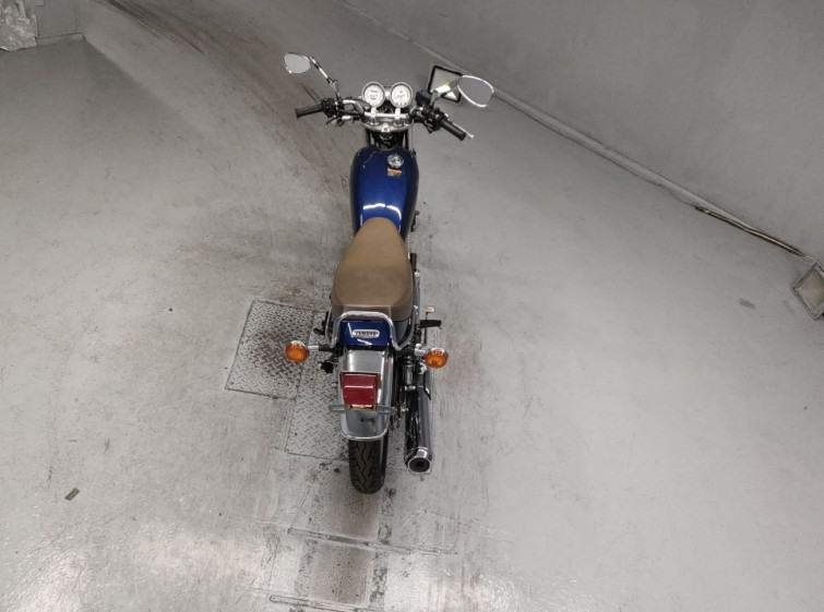 Мотоцикл Yamaha SR400 с пробегом 7497 km с пробегом 7497 km