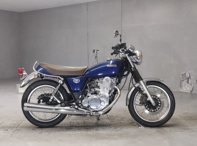 Мотоцикл Yamaha SR400 с пробегом 7497 km с пробегом 7497 km