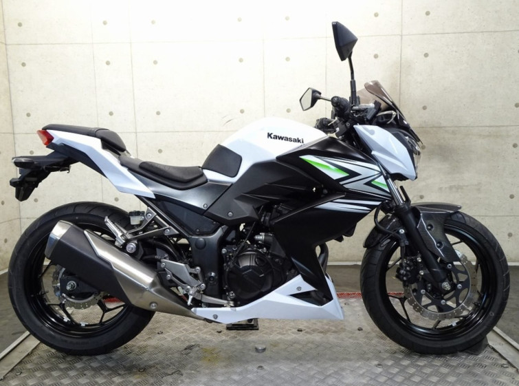 Мотоцикл Kawasaki Z250 с пробегом 5907 km