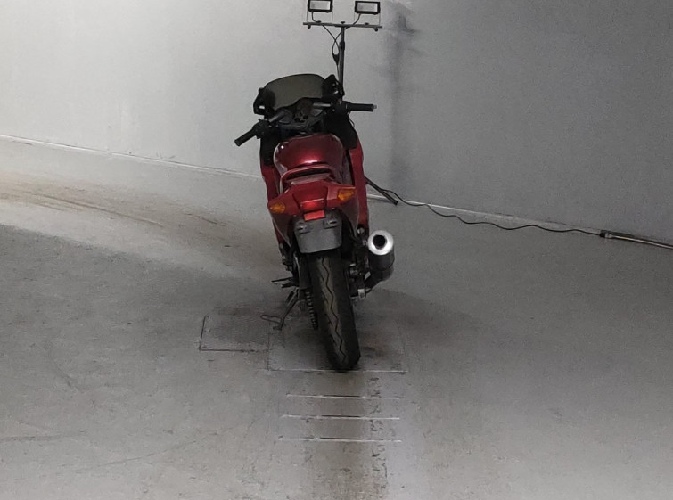 Мотоцикл Kawasaki ZZ-R250 с пробегом 46747 km с пробегом 46747 km