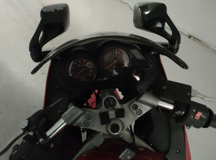 Мотоцикл Kawasaki ZZ-R250 с пробегом 46747 km с пробегом 46747 km