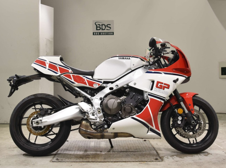 Мотоцикл Yamaha XSR900 GP с пробегом 4147 km