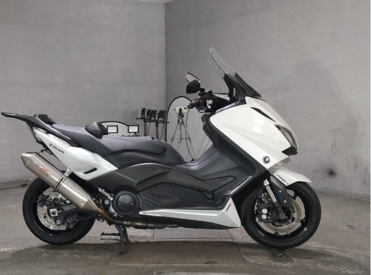 Мотоцикл Yamaha T-MAX530 с пробегом 17732 km