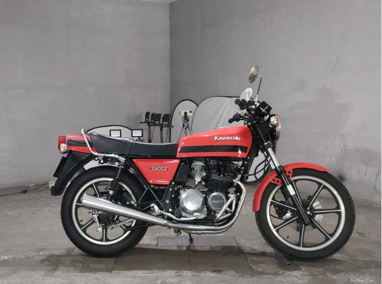Мотоцикл Kawasaki Z400J з пробігом 10207 km