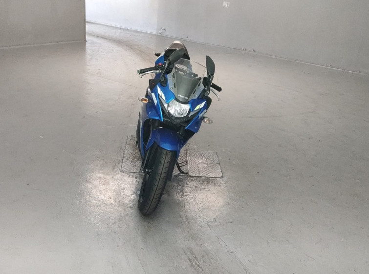 Мотоцикл Suzuki GSX250R с пробегом 14863 km с пробегом 14863 km
