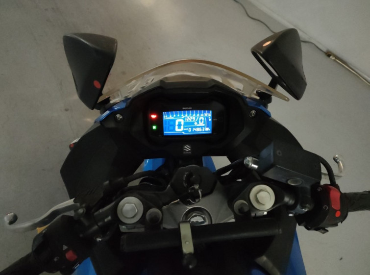 Мотоцикл Suzuki GSX250R с пробегом 14863 km с пробегом 14863 km