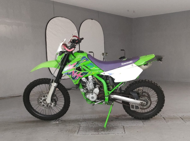 Мотоцикл Kawasaki KLX250 з пробігом 41698 km з пробігом 41698 km