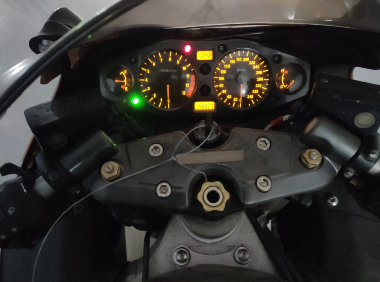 Мотоцикл Suzuki GSX1300R HAYABUSA з пробігом 48927 km з пробігом 48927 km