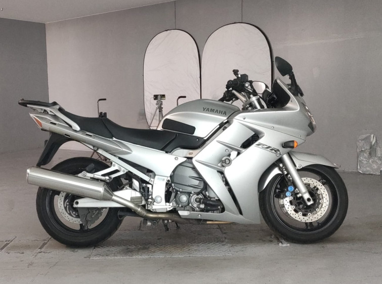 Мотоцикл Yamaha FJR1300 з пробігом 77952 km з пробігом 77952 km