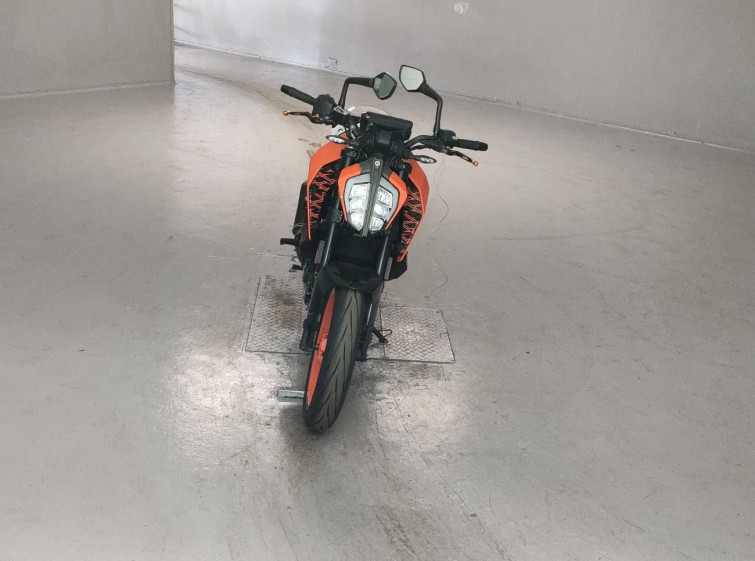 Мотоцикл KTM 390 DUKE