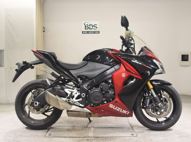 Мотоцикл Suzuki GSX-S1000F з пробігом 8136 km