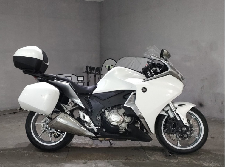 Мотоцикл Honda VFR1200FD с пробегом 22583 km