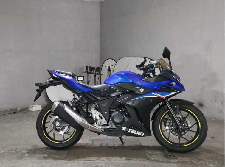 Мотоцикл Suzuki GSX250R с пробегом 10455 km