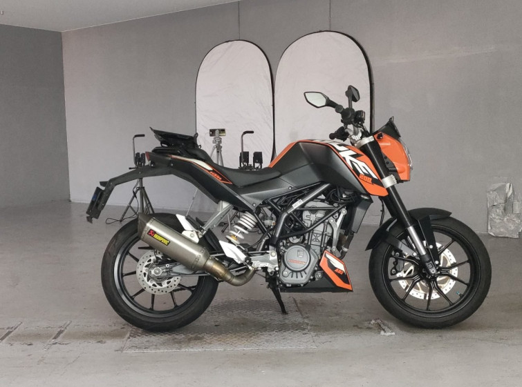 Мотоцикл KTM 200 DUKE з пробігом 6069 km з пробігом 6069 km