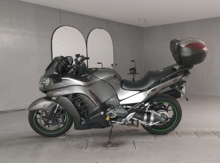 Мотоцикл Kawasaki GTR1400 CONCOURS с пробегом 110127 km с пробегом 110127 km