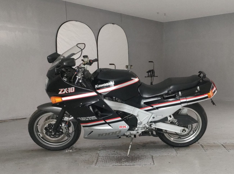 Мотоцикл Kawasaki ZX-10 с пробегом 49525 km с пробегом 49525 km