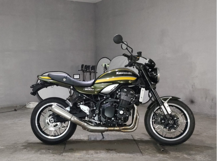 Мотоцикл Kawasaki Z900RS з пробігом 2749 km