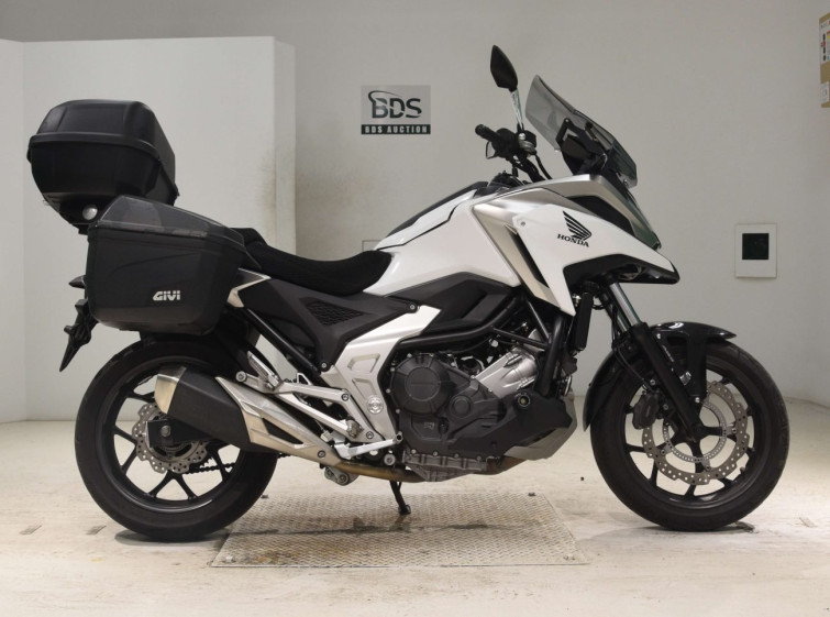 Мотоцикл Honda NC750X з пробігом 9331 km