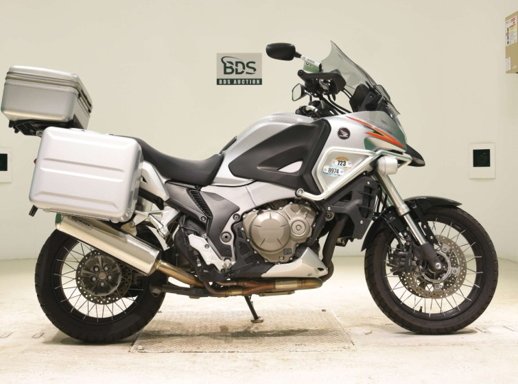 Мотоцикл Honda VFR1200X с пробегом 24577 km
