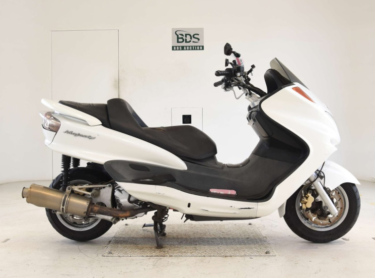 Мотоцикл Yamaha MAJESTY 250 с пробегом 50529 km