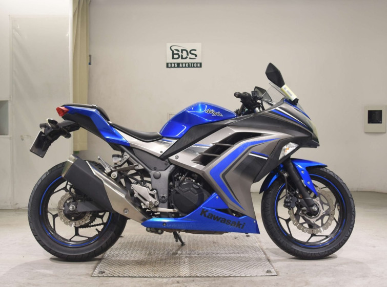 Мотоцикл Kawasaki NINJA250A с пробегом 2084 km
