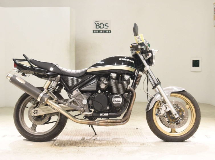Мотоцикл Kawasaki ZEPHYR400 с пробегом 31231 km