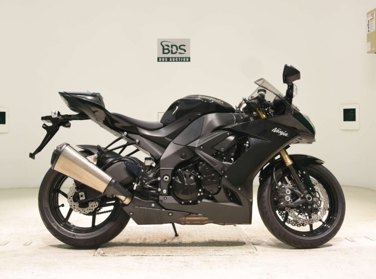 Мотоцикл Kawasaki NINJA ZX-10R з пробігом 169 km
