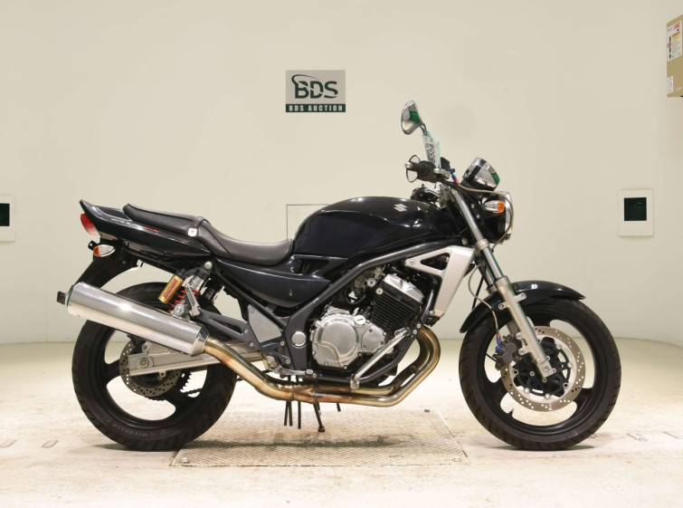 Мотоцикл Suzuki GSX250FX з пробігом 10458 km
