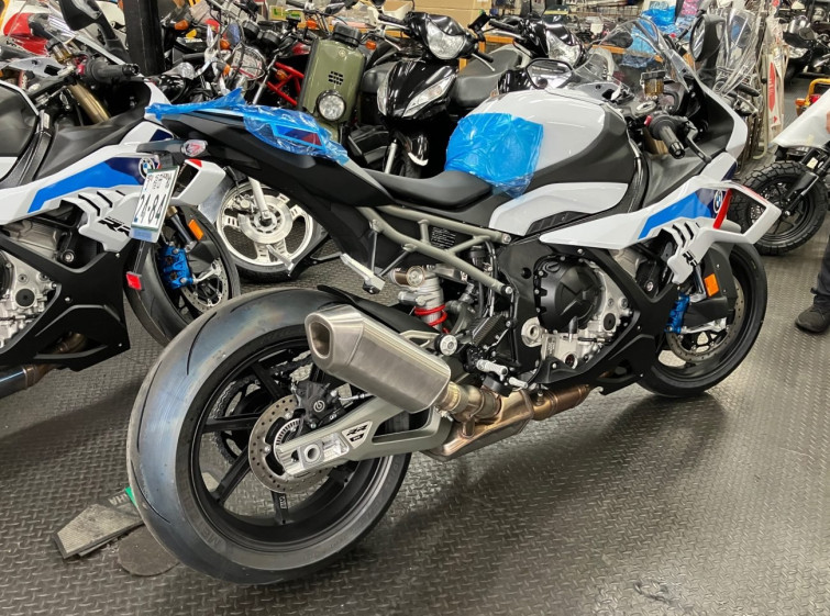 Мотоцикл BMW S1000RR с пробегом 105 km