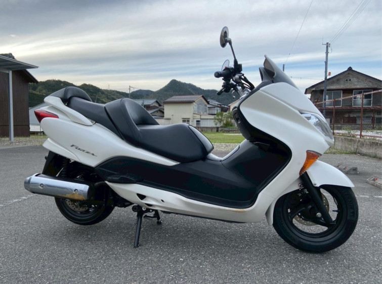 Мотоцикл Honda FORZA
