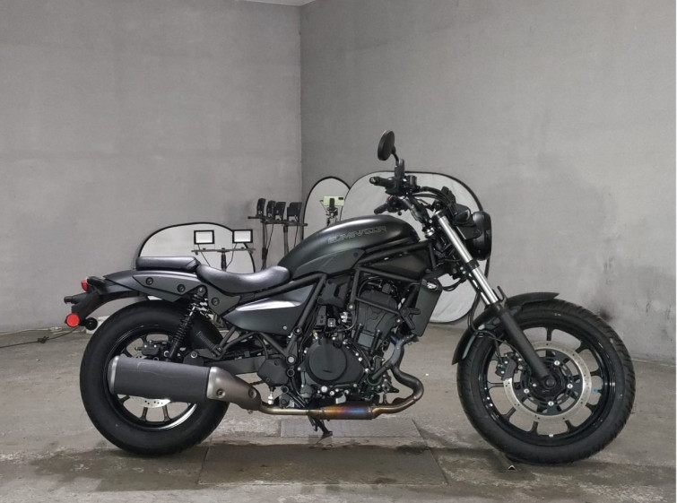 Мотоцикл Kawasaki ELIMINATOR 400 с пробегом 2225 km