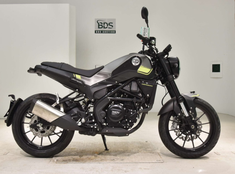 Мотоцикл Benelli LEONCINO 250