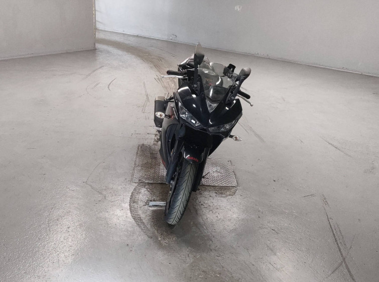 Мотоцикл Yamaha YZF-R3 с пробегом 57549 km с пробегом 57549 km