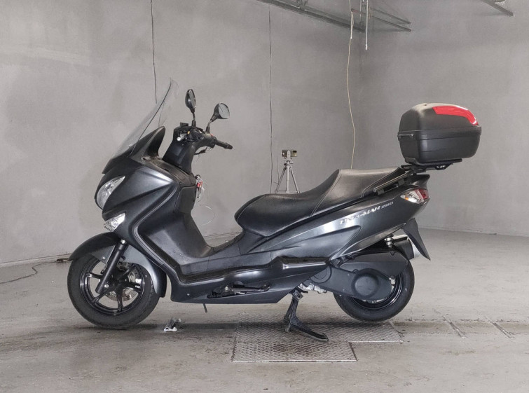 Мотоцикл Suzuki BURGMAN200 с пробегом 45930 km с пробегом 45930 km