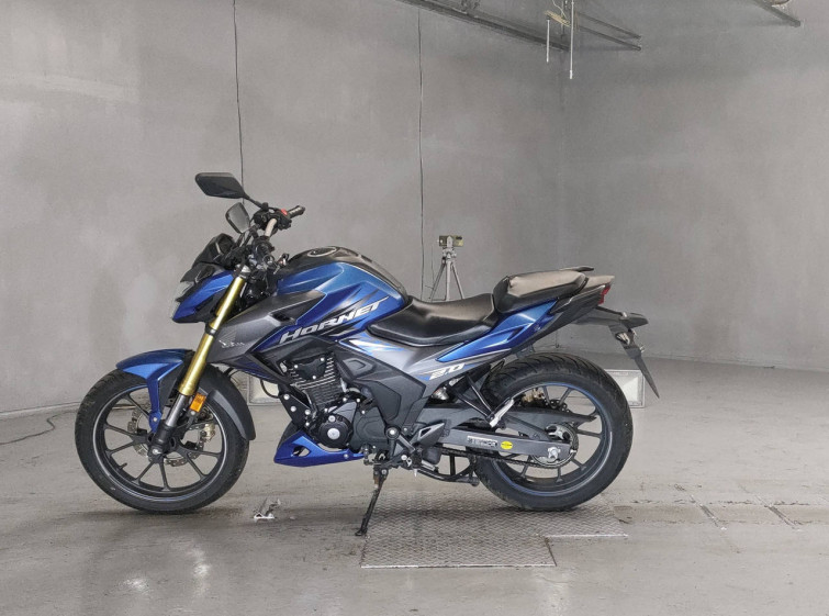 Мотоцикл Honda HORNET 2.0 с пробегом 3068 km с пробегом 3068 km