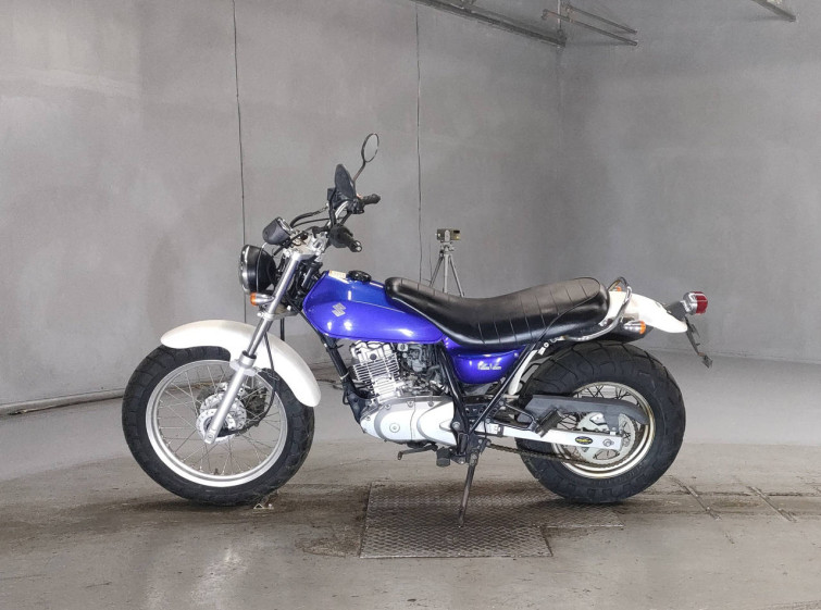 Мотоцикл Suzuki VAN VAN 200 с пробегом 50269 km с пробегом 50269 km