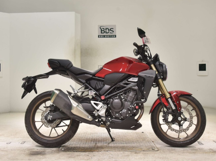 Мотоцикл Honda CB250RA с пробегом 4547 km