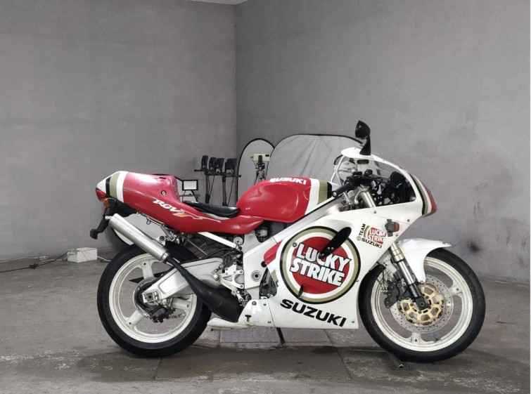 Мотоцикл Suzuki RGV250 з пробігом 42794 km