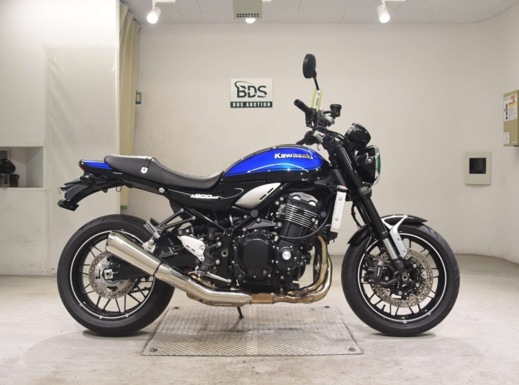 Мотоцикл Kawasaki Z900RS з пробігом 2320 km