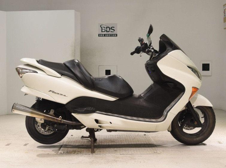 Мотоцикл Honda FORZA Z с пробегом 17730 km