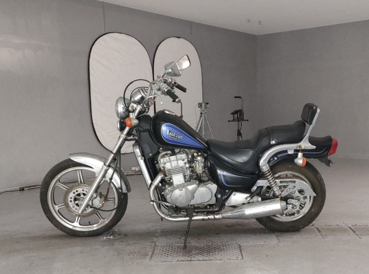 Мотоцикл Kawasaki VULCAN400 CUSTOM з пробігом 2125 km з пробігом 2125 km