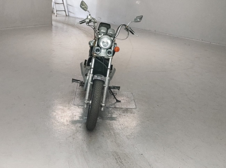 Мотоцикл Kawasaki VULCAN400 CUSTOM з пробігом 2125 km з пробігом 2125 km