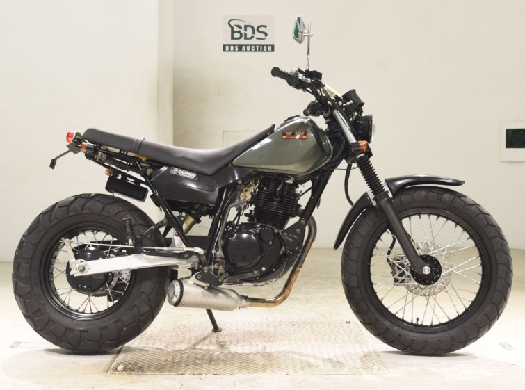Мотоцикл Yamaha TW225 з пробігом 13825 km