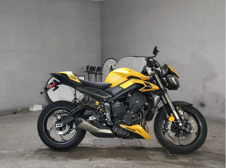 Мотоцикл Triumph STREET TRIPLE RS с пробегом 6466 km