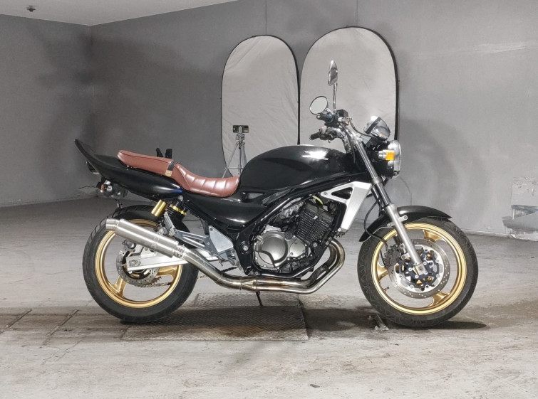 Мотоцикл Kawasaki CB1300SF BOLDOR з пробігом 33809 km