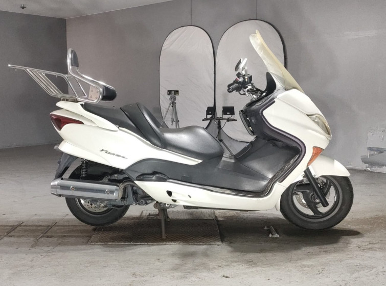 Мотоцикл Honda FORZA Z с пробегом 91830 km