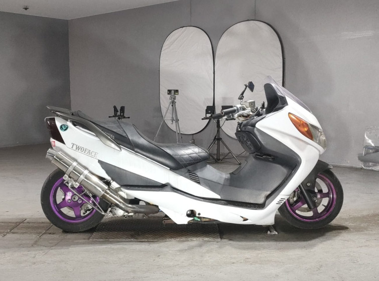 Мотоцикл Suzuki SKYWAVE 250S