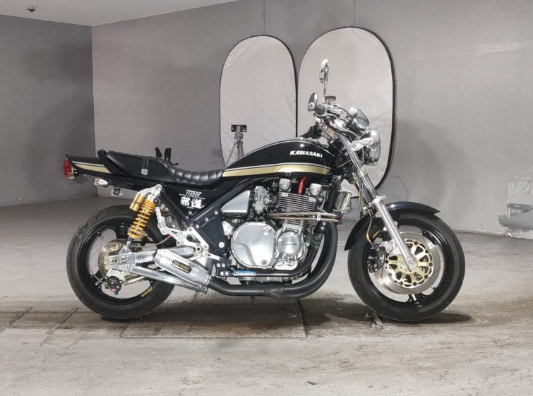 Мотоцикл Kawasaki FORZA Z с пробегом 4178 km
