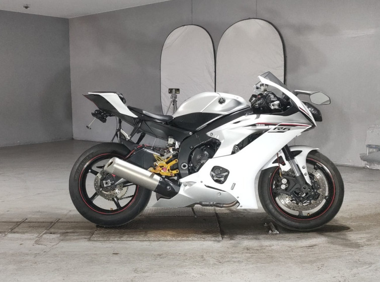 Мотоцикл Yamaha YZF-R6 з пробігом 24712 km